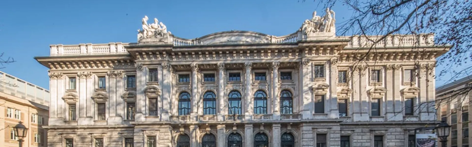 immagine palazzo della luce