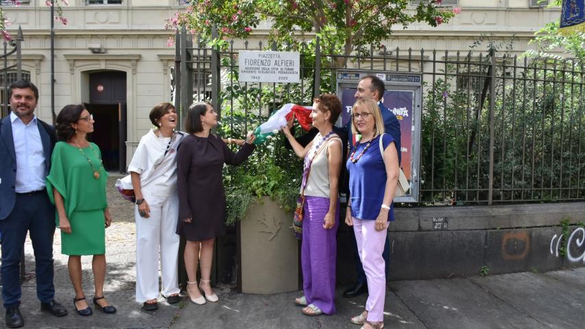 Foto intitolazione 1