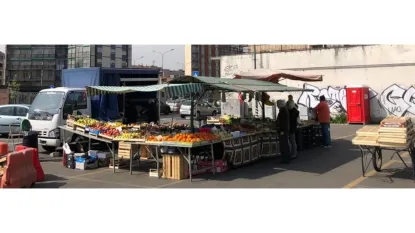 Mercato all'aperto Grosseto angolo via Lulli