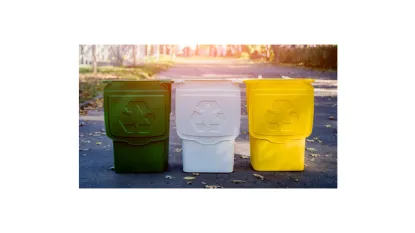cassonetti verde bianco e giallo