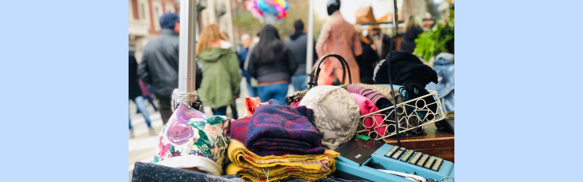 Corso Belgio in bancarella
