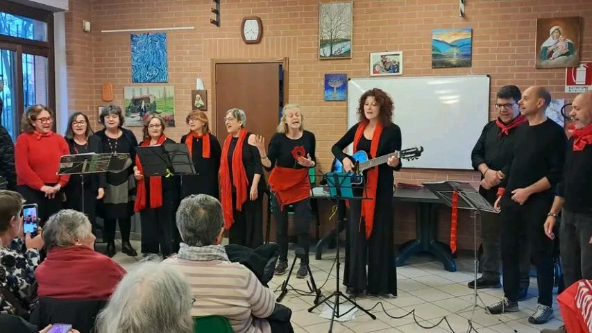 10 dicembre 2025 - Centro d’Incontro corso Belgio, 91 “Le Impiraresse” gruppo di canto popolare-foto2