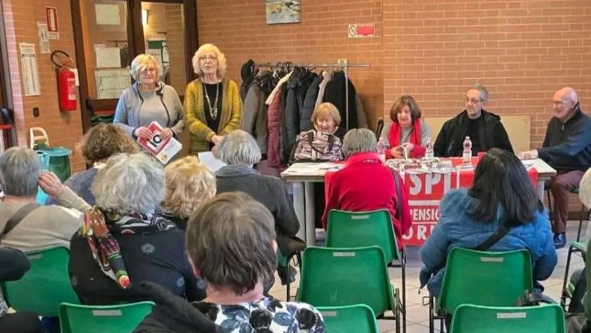 10 dicembre 2025- Centro d’Incontro corso Belgio, 91 Presentazione libro: “Natale a Torino: la città del fantastico”_foto1